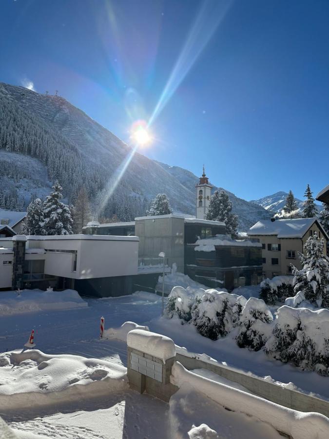Mondholz Ferienwohnung Andermatt Exteriér fotografie