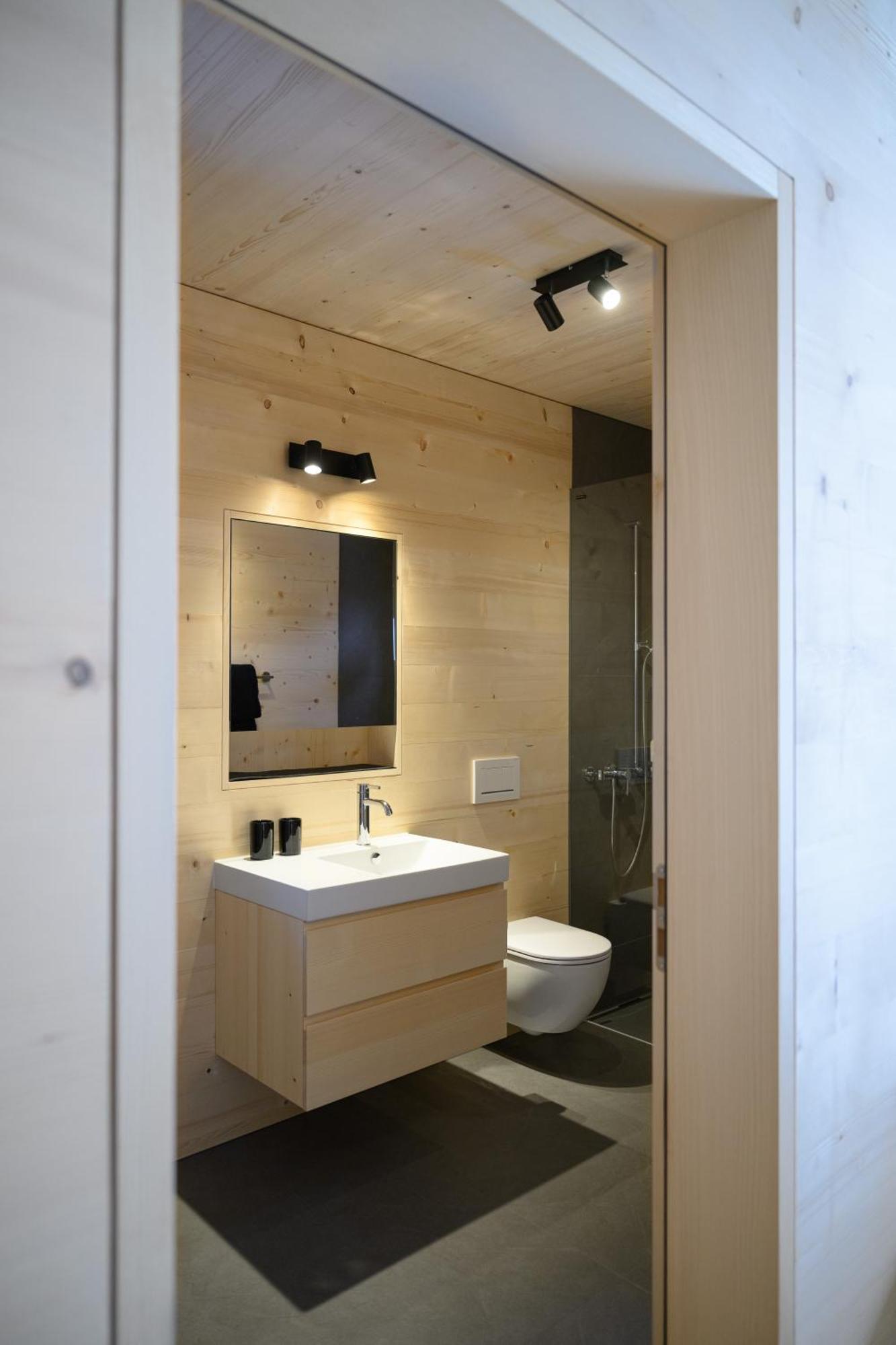 Mondholz Ferienwohnung Andermatt Exteriér fotografie