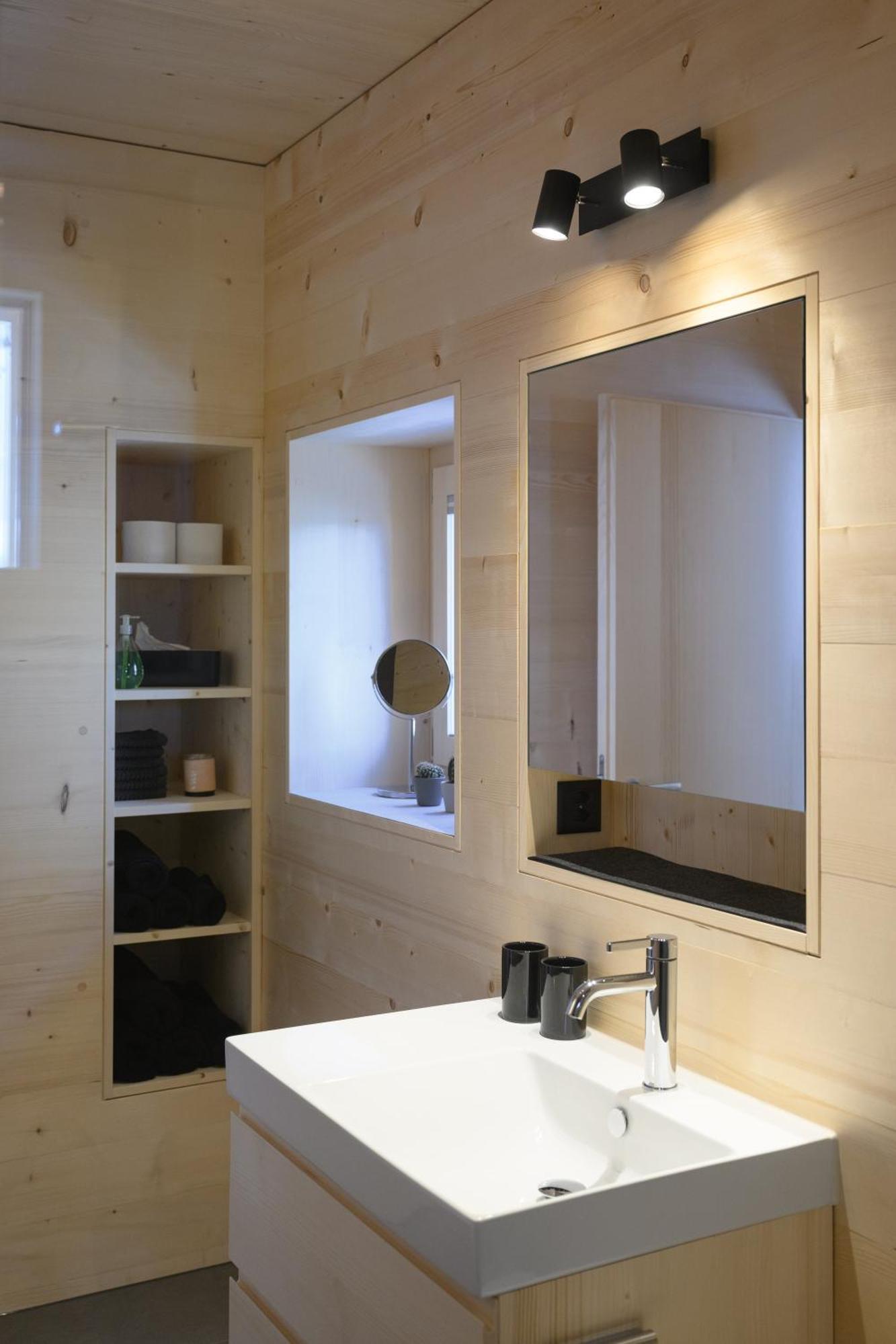 Mondholz Ferienwohnung Andermatt Exteriér fotografie